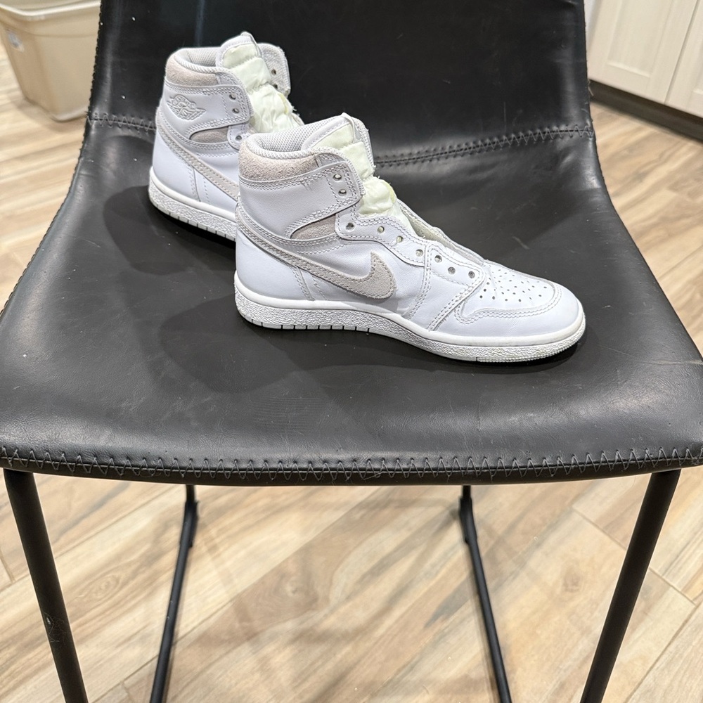 Nike Classic White High-Tops air Jordan 3.5